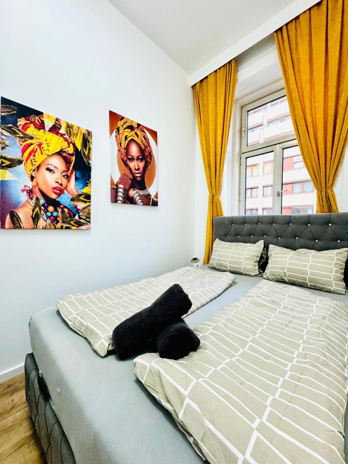 Cozy 9Br Shared Apartment, Only 12Min Walk To Augarten Вена Экстерьер фото