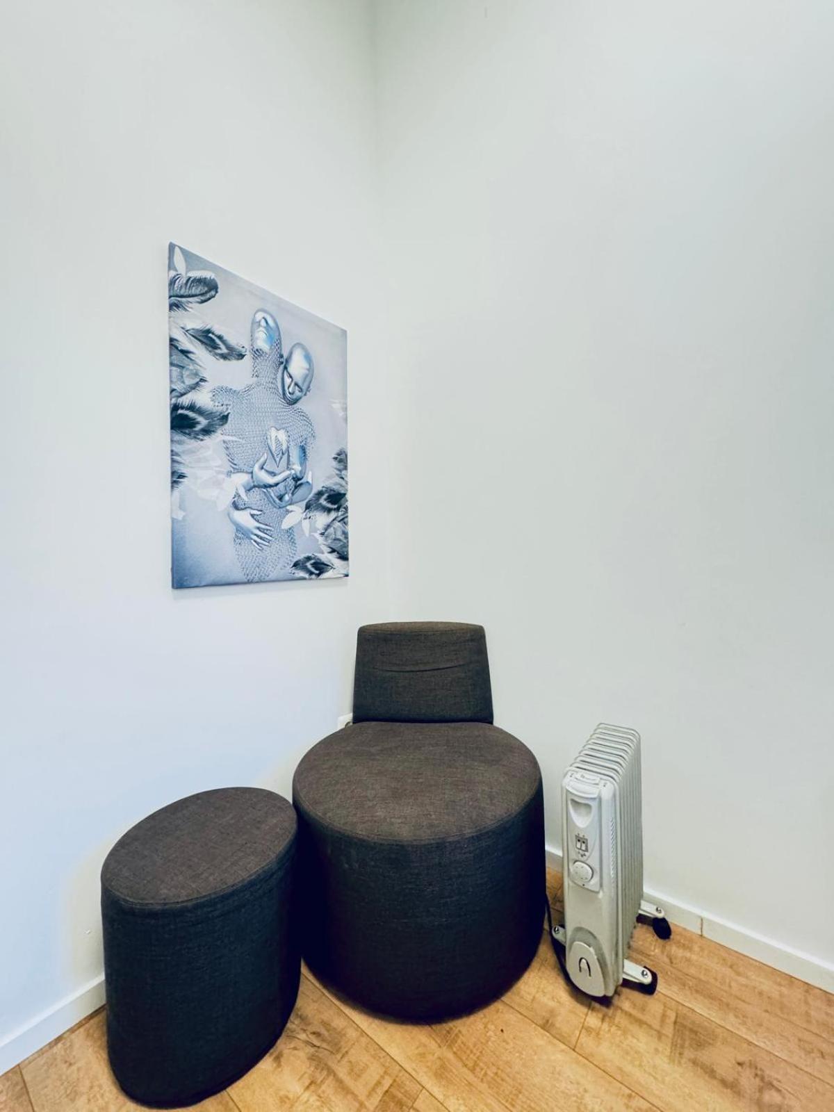 Cozy 9Br Shared Apartment, Only 12Min Walk To Augarten Вена Экстерьер фото